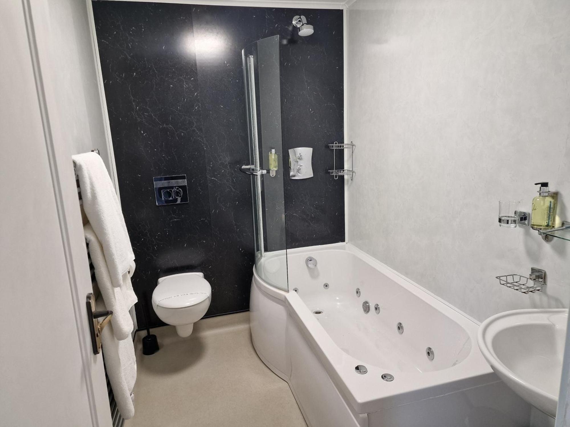 The Radnorshire Arms Hotel Presteigne Экстерьер фото